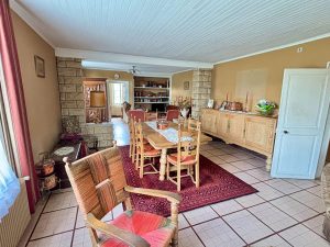 52787137  – Maison – 9 pièces à SABRES