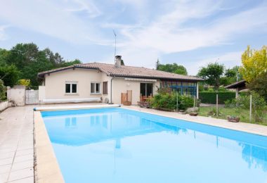 53001330  – Maison – 5 pièces à MAZEROLLES