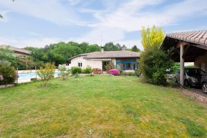 53001330  – Maison – 5 pièces à MAZEROLLES