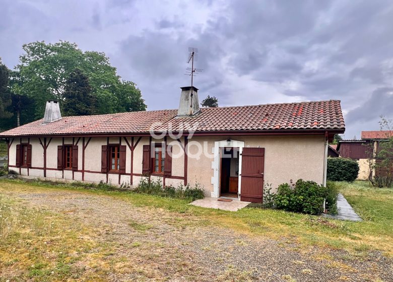 53002262  – Maison – 4 pièces à LESPERON