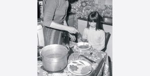 Manger à l&rsquo;oeil. Les Français à table en deux siècles de photos