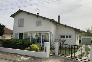 53028454  – Maison – 7 pièces à MONT DE MARSAN