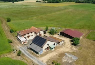 53029846  – Maison – 8 pièces à HAGETMAU