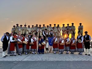 Spectacle folklore – Lous Crabots