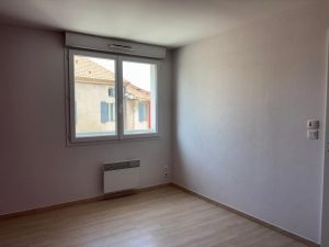 53043042  – Maison – 3 pièces à POMAREZ