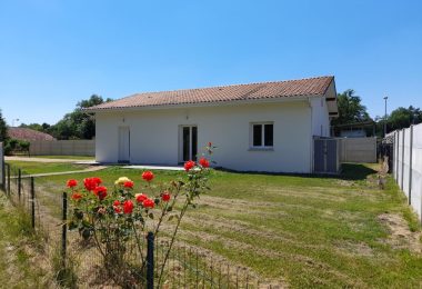 53041791  – Maison – 4 pièces à YGOS ST SATURNIN