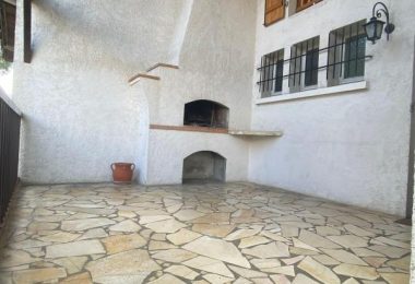 53046890  – Maison – 5 pièces à AIRE SUR L ADOUR