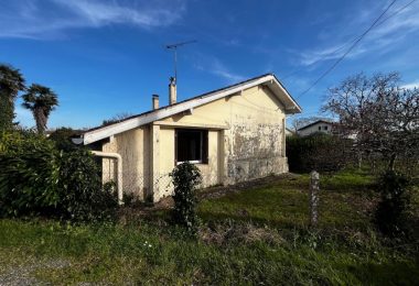 53060005  – Maison – 3 pièces à CANDRESSE
