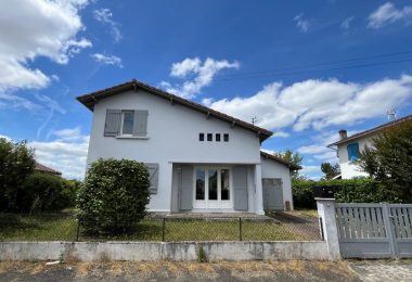 53061821  – Maison – 4 pièces à MONT DE MARSAN