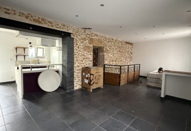 53094409  – Maison – 5 pièces à MONT DE MARSAN