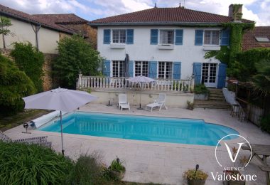 52996109  – Maison – 8 pièces à ST LOUBOUER