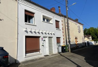 53107160  – Maison – 4 pièces à MONT DE MARSAN