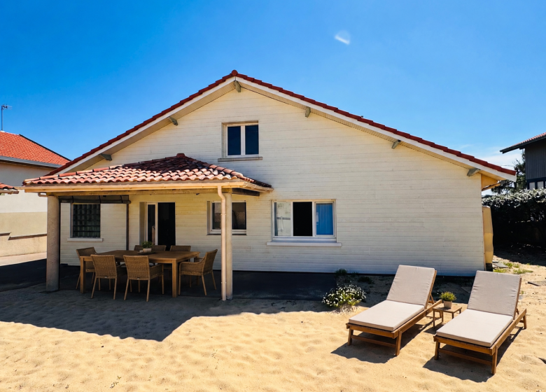 53108598  – Maison – 8 pièces à VIEUX BOUCAU LES BAINS