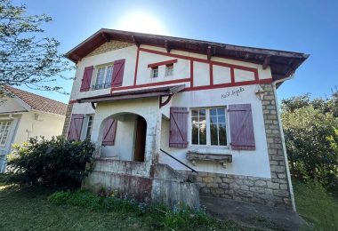 52922852  – Maison – 5 pièces à DAX