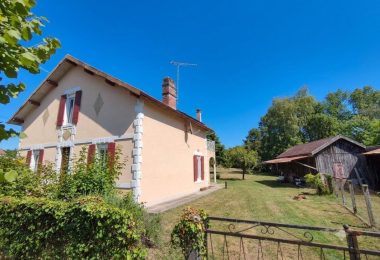 53121028  – Maison – 5 pièces à ARENGOSSE