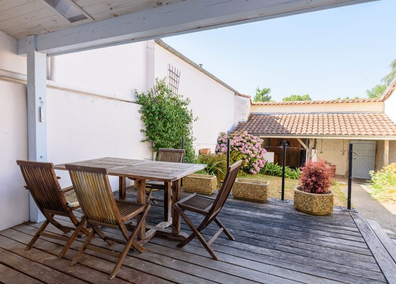 53113012  – Maison – 5 pièces à AMOU