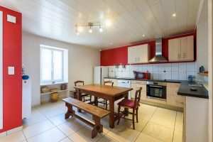 53113012  – Maison – 5 pièces à AMOU