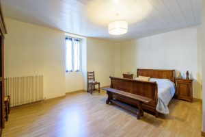 53113012  – Maison – 5 pièces à AMOU