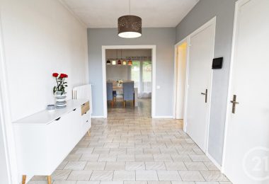 53093149  – Maison – 5 pièces à ST PIERRE DU MONT