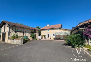 53130436  – Maison – 7 pièces à MONTSOUE