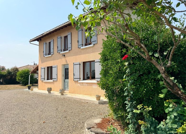 53137730  – Maison – 6 pièces à LE VIGNAU