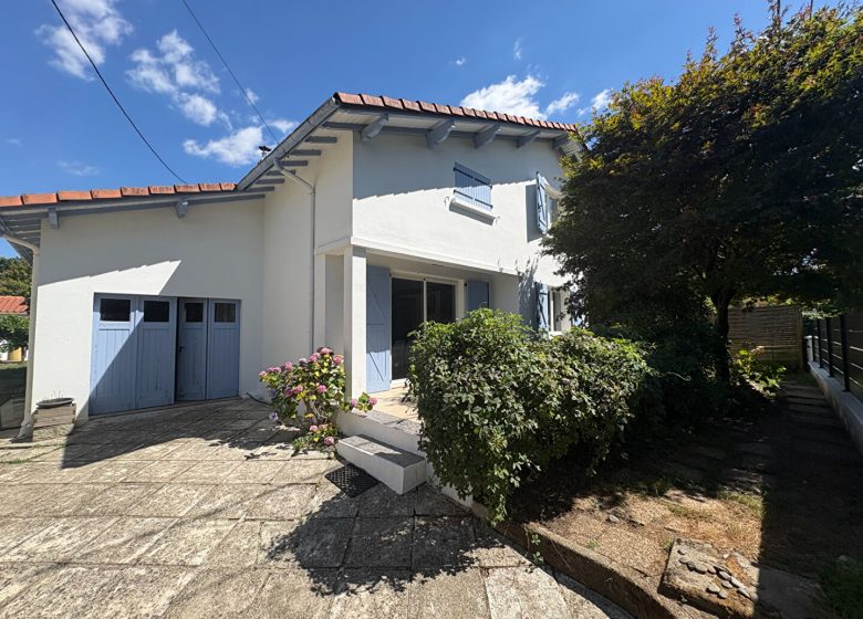 53096065  – Maison – 5 pièces à MONT DE MARSAN