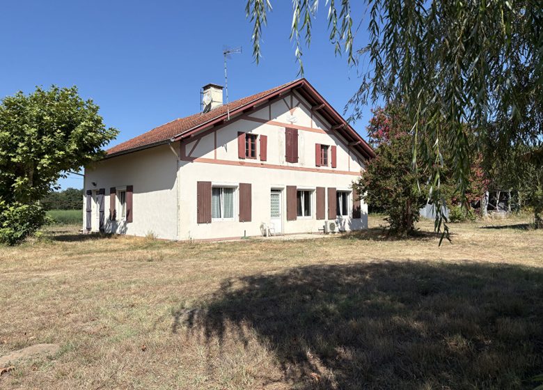 53139878  – Maison – 5 pièces à ST YAGUEN