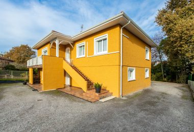 52791018  – Maison – 7 pièces à AIRE SUR L ADOUR