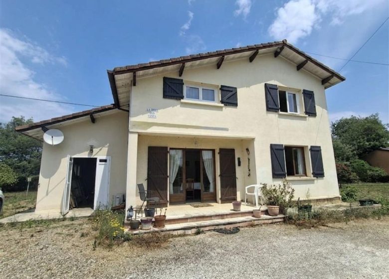 53142562  – Maison – 5 pièces à PUJO LE PLAN