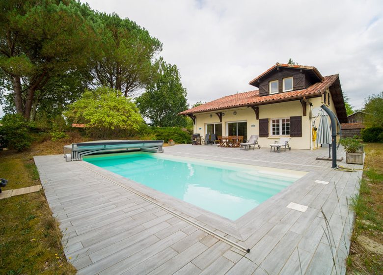 53146184  – Maison – 6 pièces à LUE
