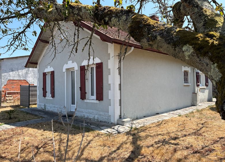 53151507  – Maison – 4 pièces à RION DES LANDES
