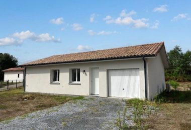 53153853  – Maison – 4 pièces à MORCENX