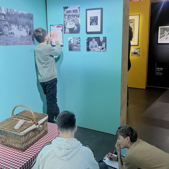 Visite-jeu de l’exposition « Manger à l’œil »