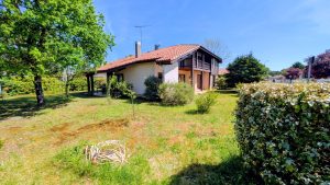 53154822  – Maison – 8 pièces à MONT DE MARSAN