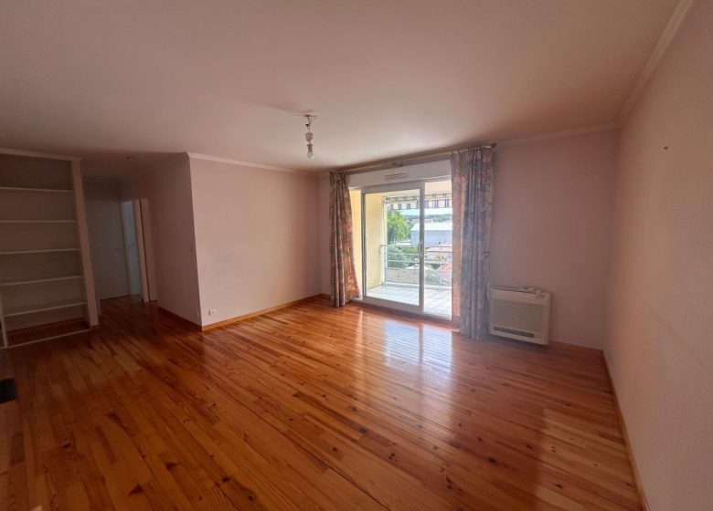 53155533  – Appartement – 3 pièces à MONT DE MARSAN