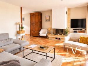 53155497  – Maison – 9 pièces à HAGETMAU