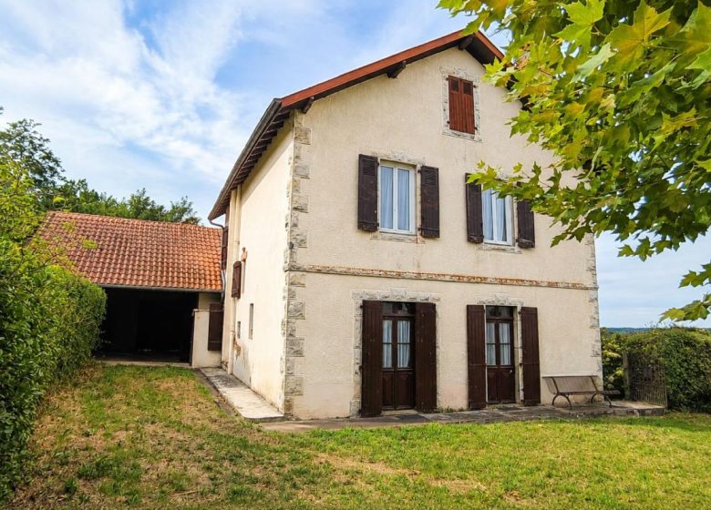 53135334  – Maison – 7 pièces à OEYREGAVE