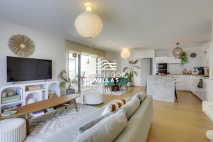 53156023  – Maison – 5 pièces à ANGRESSE