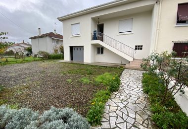 53157881  – Appartement – 4 pièces à AIRE SUR L ADOUR