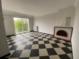 53157881  – Appartement – 4 pièces à AIRE SUR L ADOUR