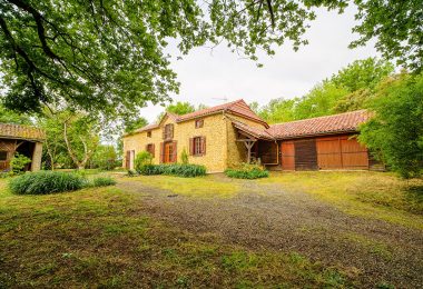 53159482  – Maison – 6 pièces à AIRE SUR L ADOUR