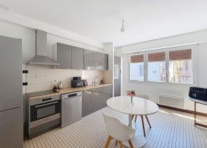 53159857  – Maison – 9 pièces à MONT DE MARSAN