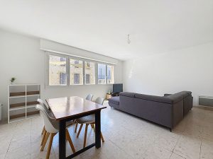 53159857  – Maison – 9 pièces à MONT DE MARSAN