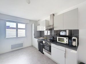 53159857  – Maison – 9 pièces à MONT DE MARSAN