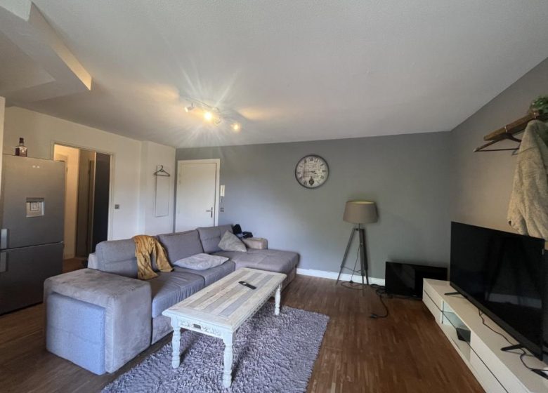 53151851  – Appartement – 2 pièces à ST PERDON