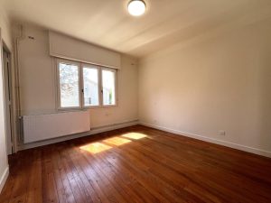 52989383  – Appartement – 4 pièces à MONT DE MARSAN
