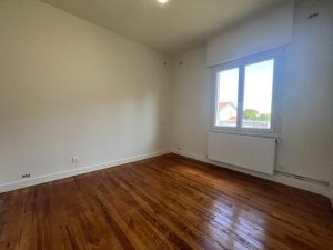 52989383  – Appartement – 4 pièces à MONT DE MARSAN
