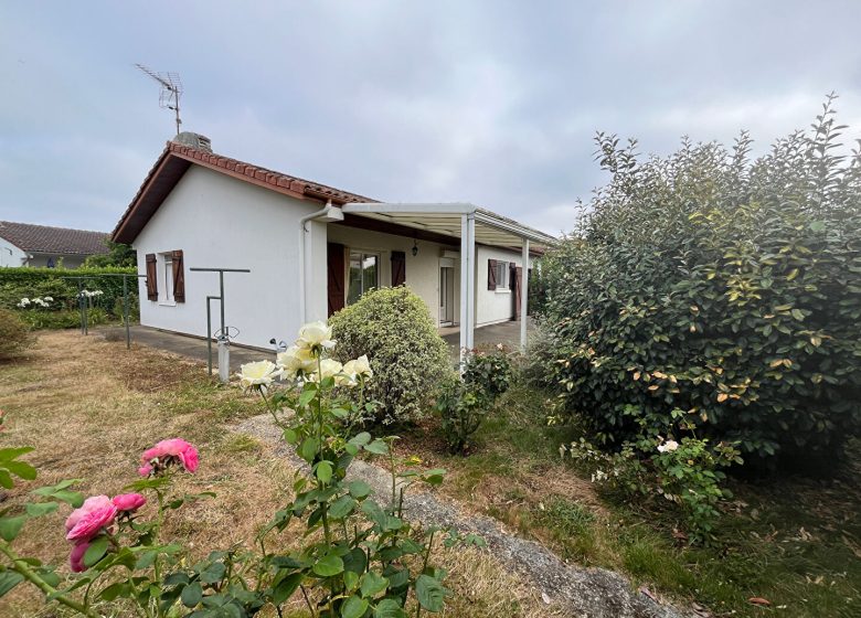 53160507  – Maison – 4 pièces à AIRE SUR L ADOUR