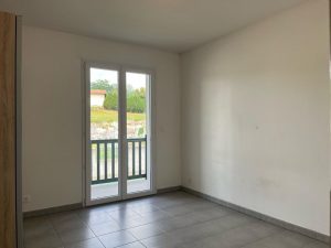53162412  – Appartement – 3 pièces à PEYREHORADE
