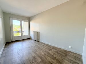 53162291  – Appartement – 3 pièces à AIRE SUR L ADOUR